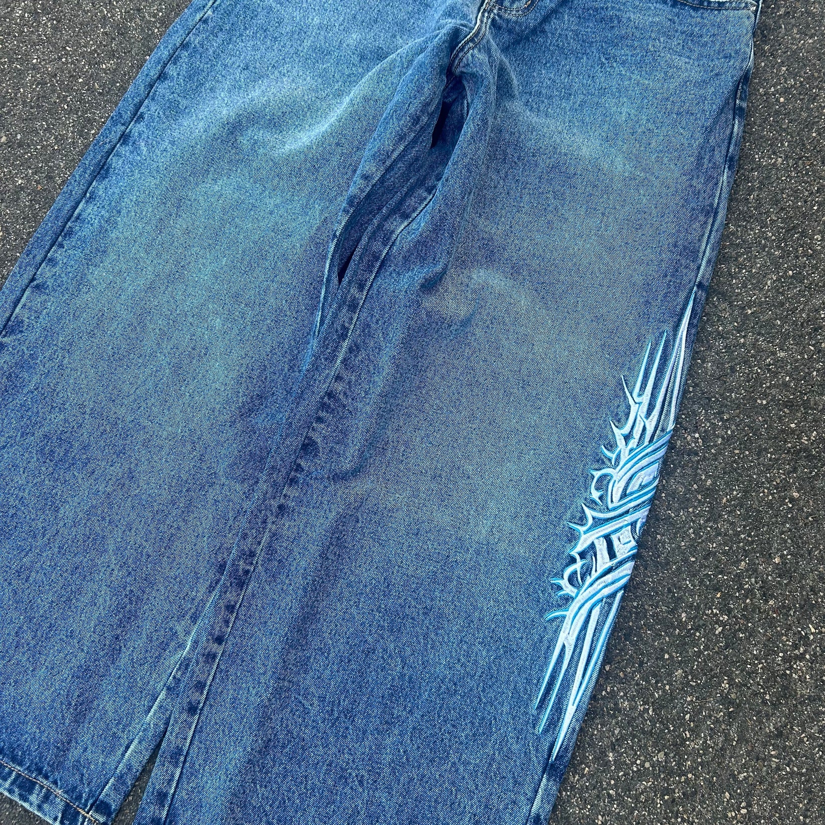 Bombshell Bats Jeans (mid/dark)