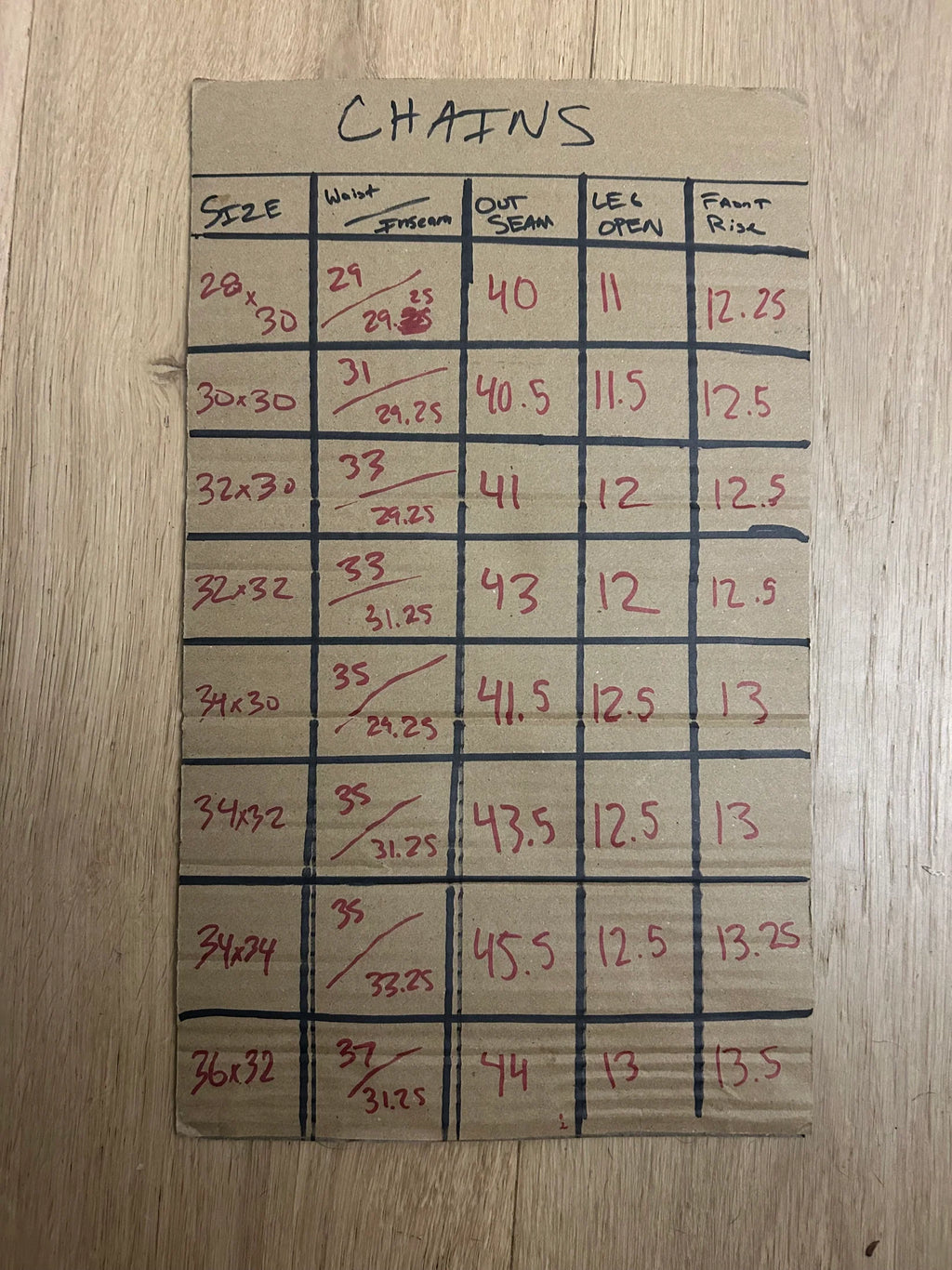 Bombshell Chains Jeans (Mid Wash)