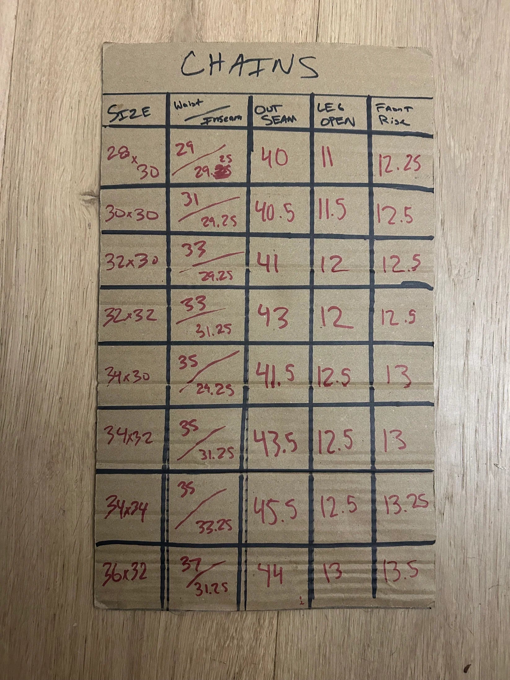 Bombshell Chains Jeans (Light Wash)