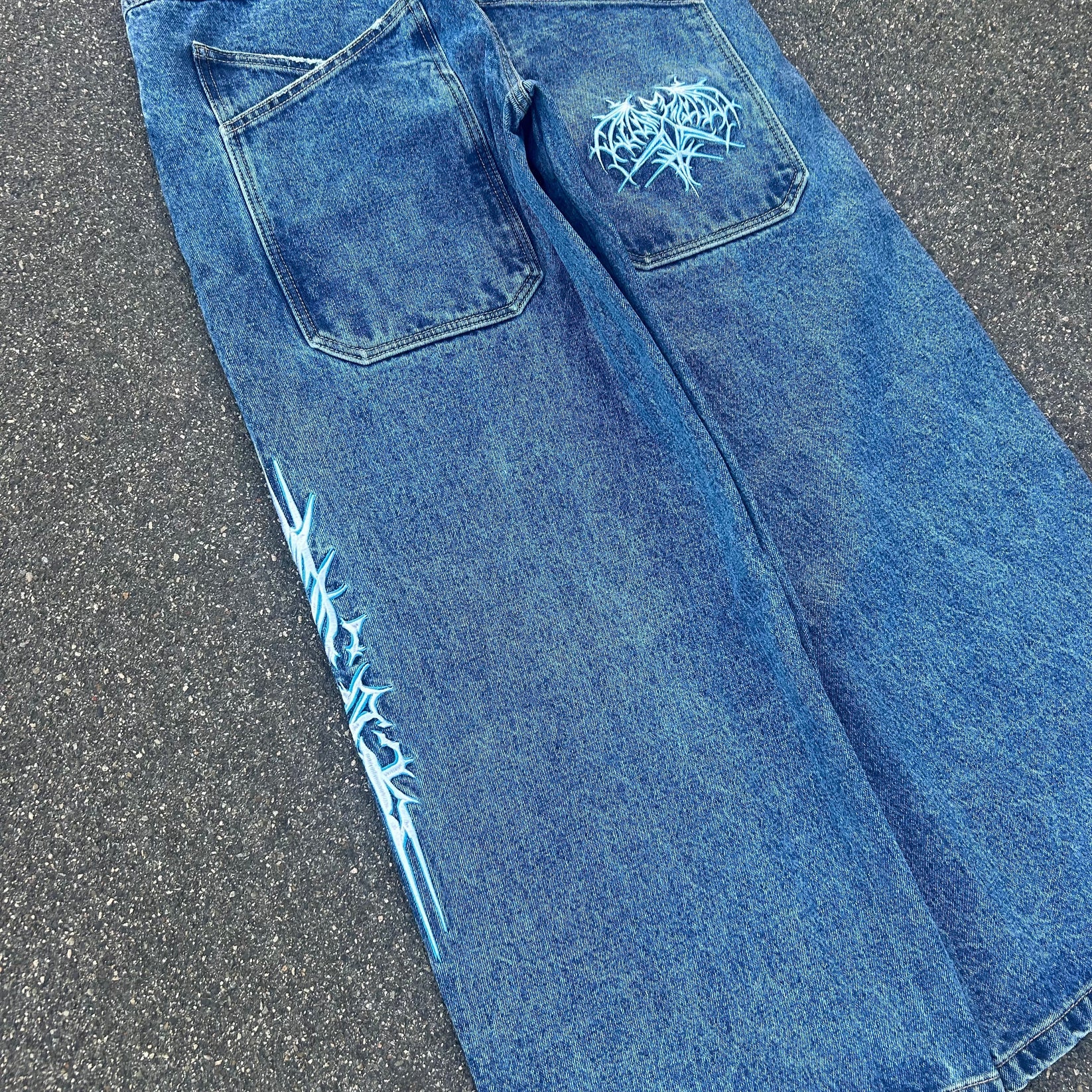 Bombshell Bats Jeans (mid/dark)