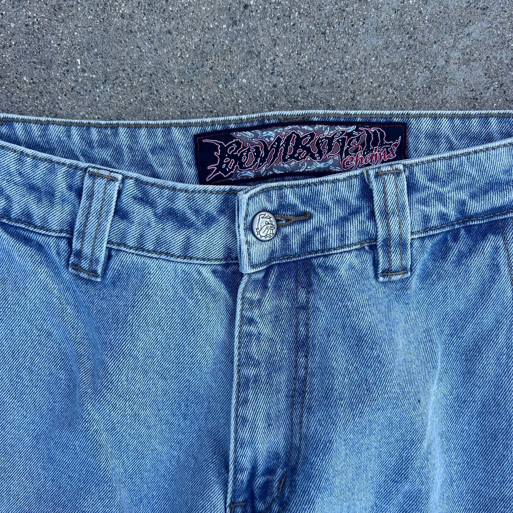 Bombshell Chains Jeans (Light Wash)