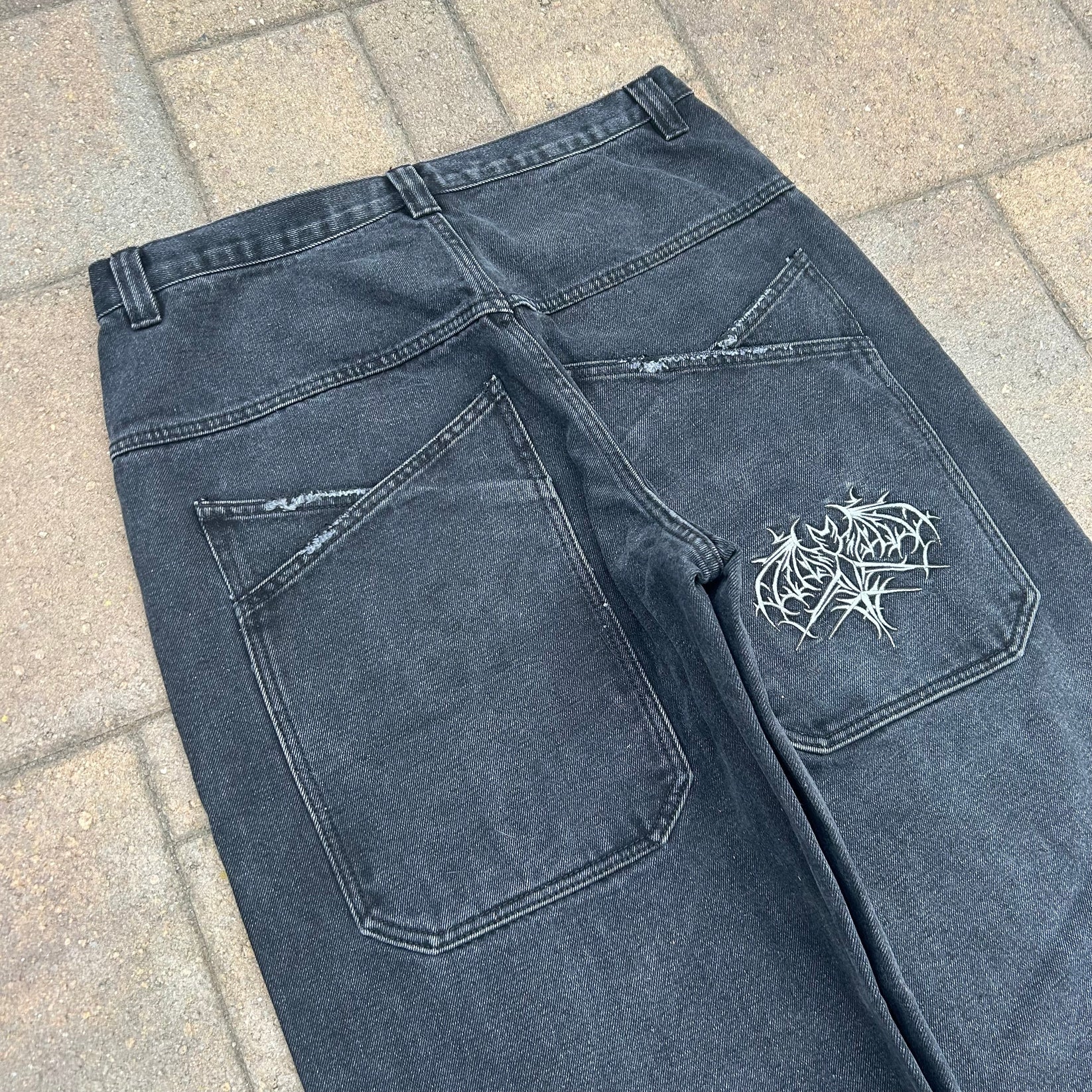 Bombshell Bats Jeans (black)