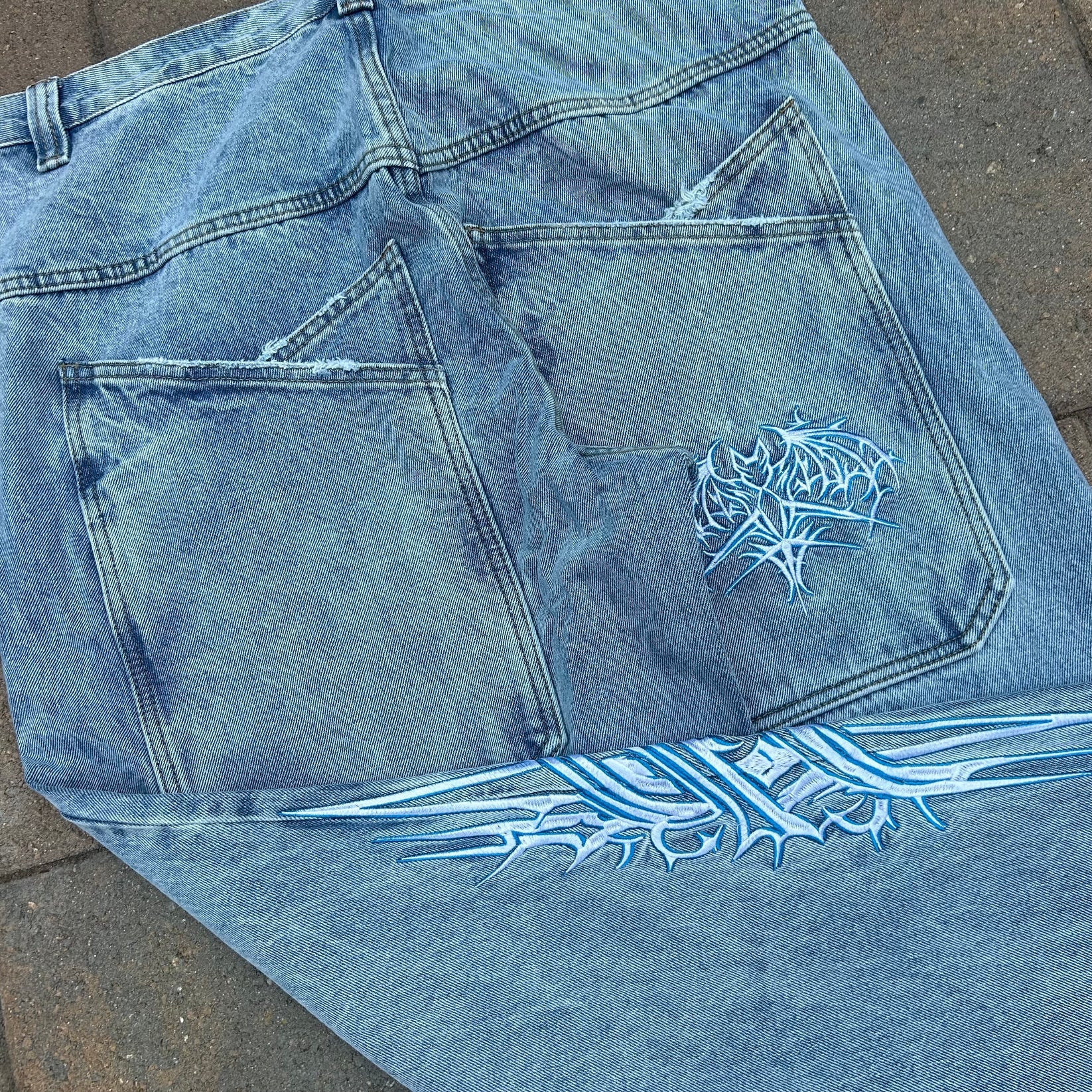 Bombshell Bats Jeans (light wash)