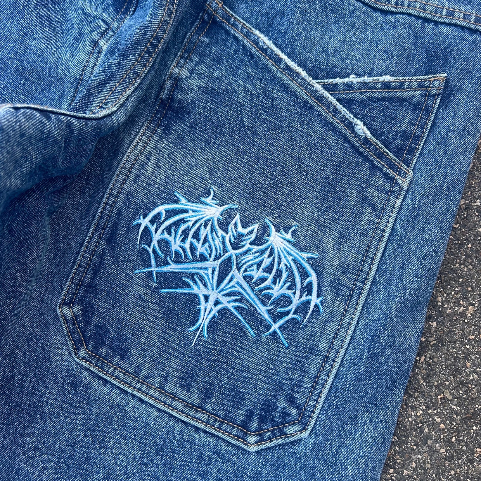 Bombshell Bats Jeans (mid/dark)